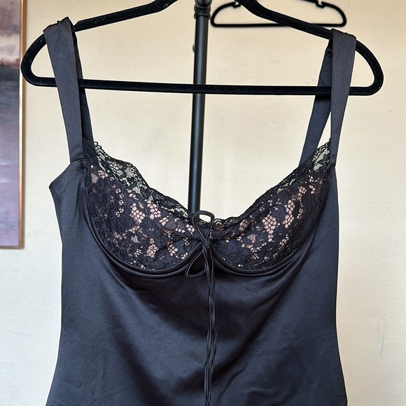 HOUSE OF CB 'Adriana' Black Satin And Lace Mini Dress NWOT Size XL - Picture 8 of 14